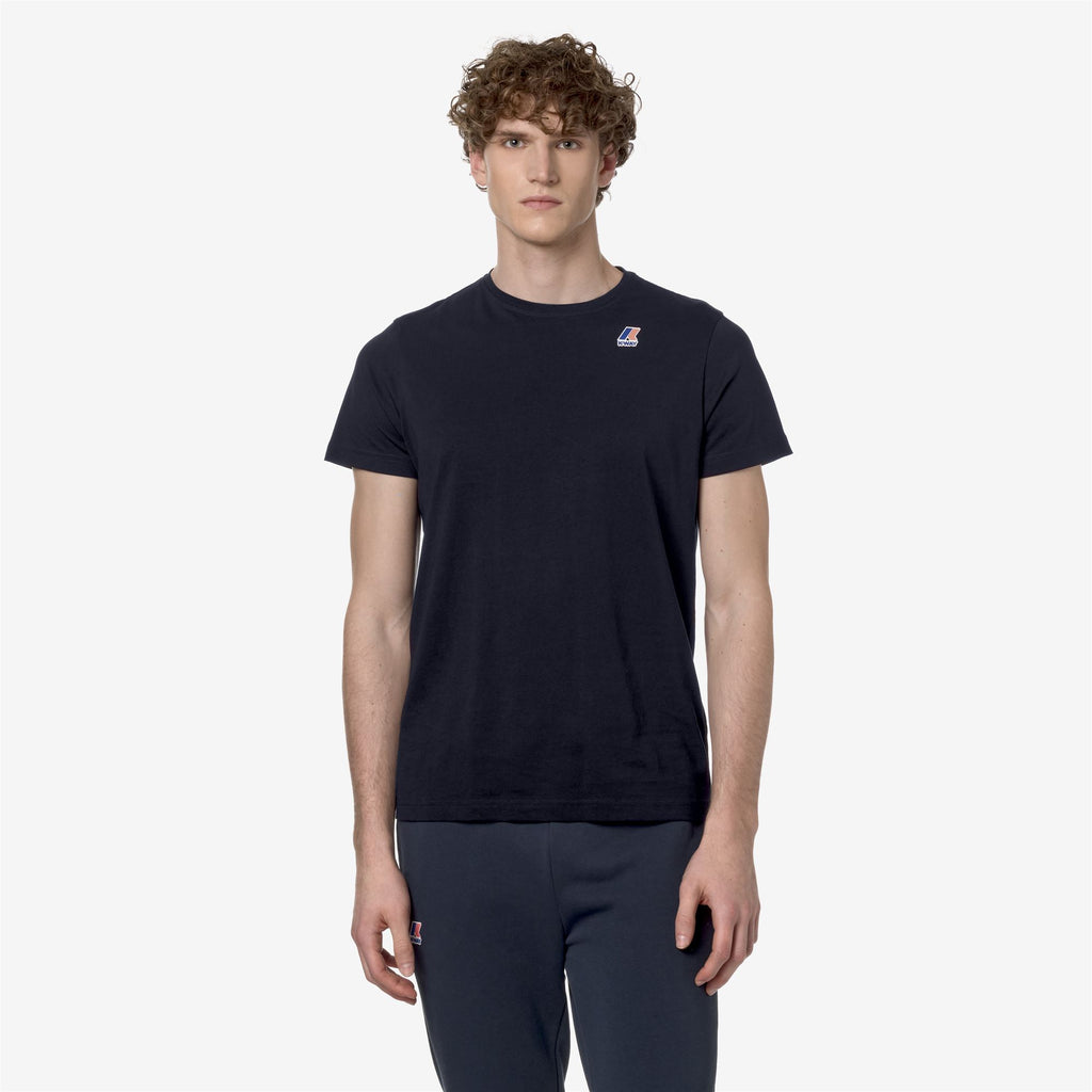 T-Shirts & Top_UNISEX_LE VRAI EDOUARD_T-Shirt_Blue Depth - Commercial 4