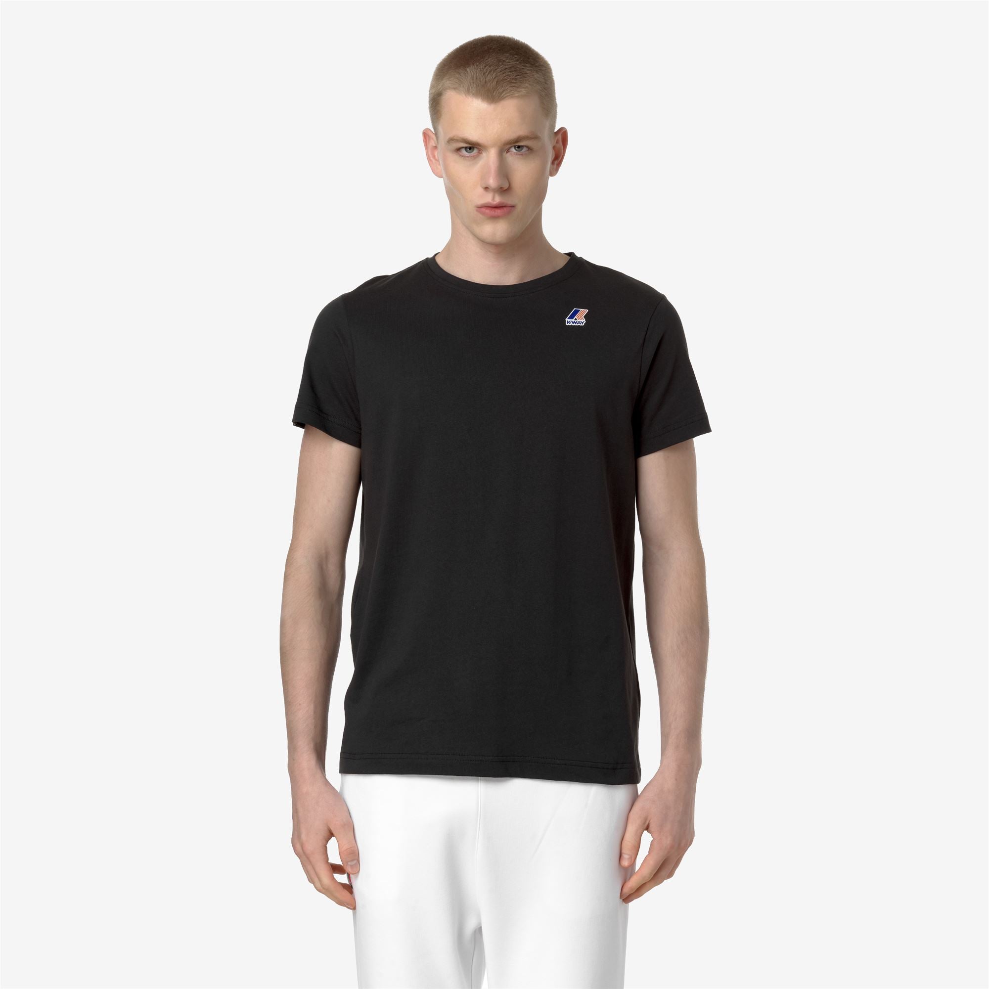 T-Shirts & Top_UNISEX_LE VRAI EDOUARD_T-Shirt_Black Pure - Commercial 4