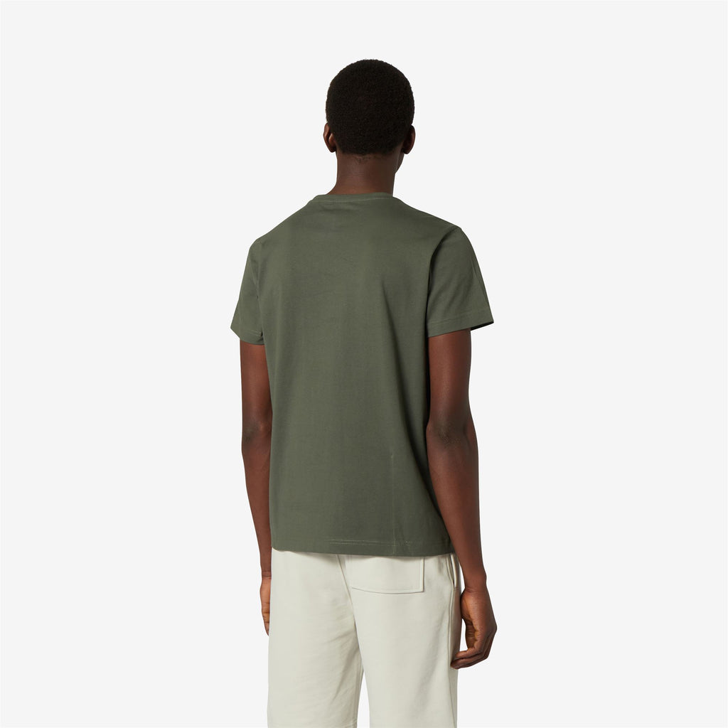 T-Shirts & Top_UNISEX_LE VRAI EDOUARD_T-Shirt_GREEN BLACKISH - Commercial 6