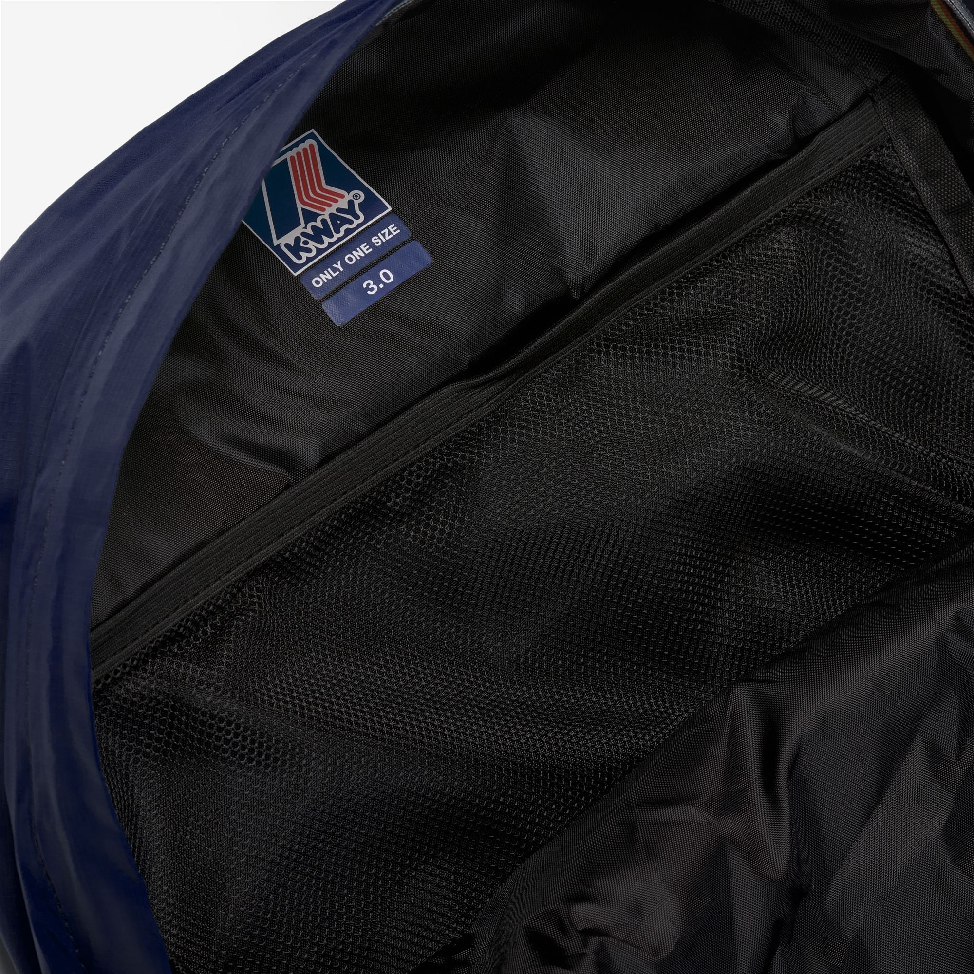 Bags_UNISEX_LE VRAI 3.0 MICHEL_Backpack_Blue Deep Cobalt - Commercial 3