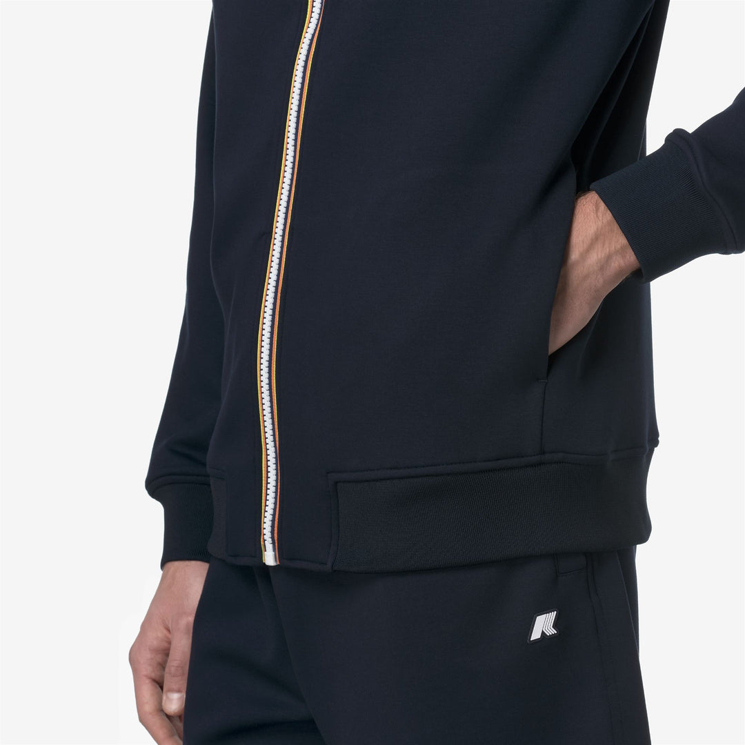 Fleece_MAN_RAINER LIGHT SPACER_Jacket_Blue Depth - DetailDouble