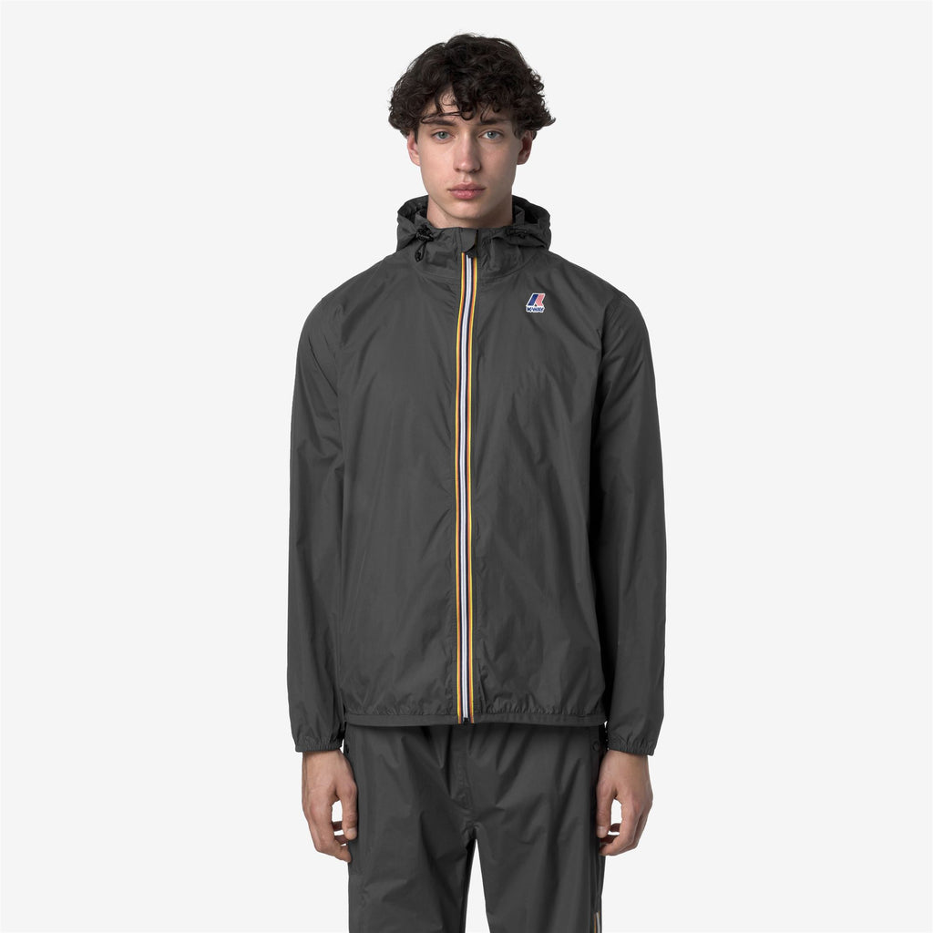 Jackets_UNISEX_LE VRAI 4.0 CLAUDE_Mid_Grey Shadow Dk - Commercial 4