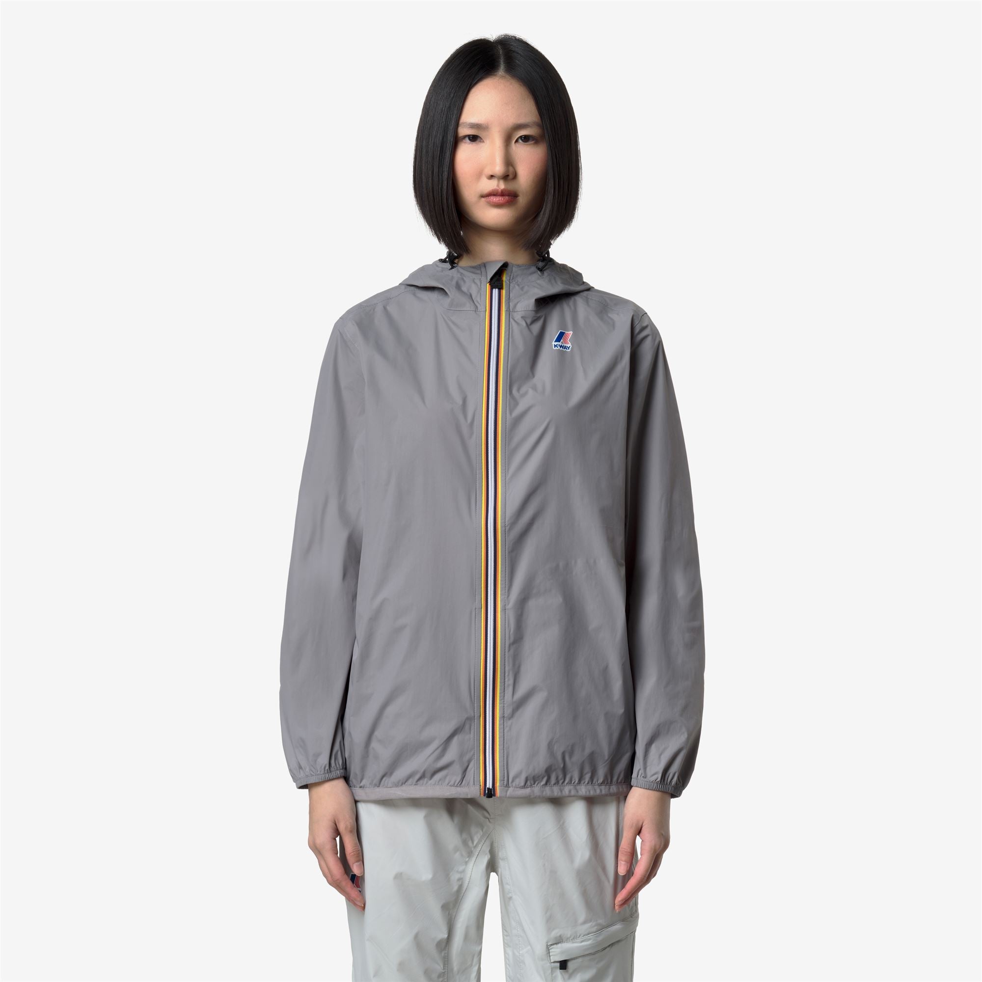 Jackets_UNISEX_LE VRAI 4.0 CLAUDE_Mid_Grey Frost - Commercial 4