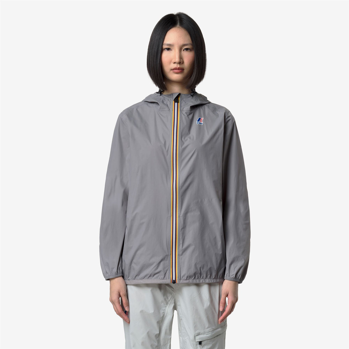 Jackets_UNISEX_LE VRAI 4.0 CLAUDE_Mid_Grey Frost - Commercial 3