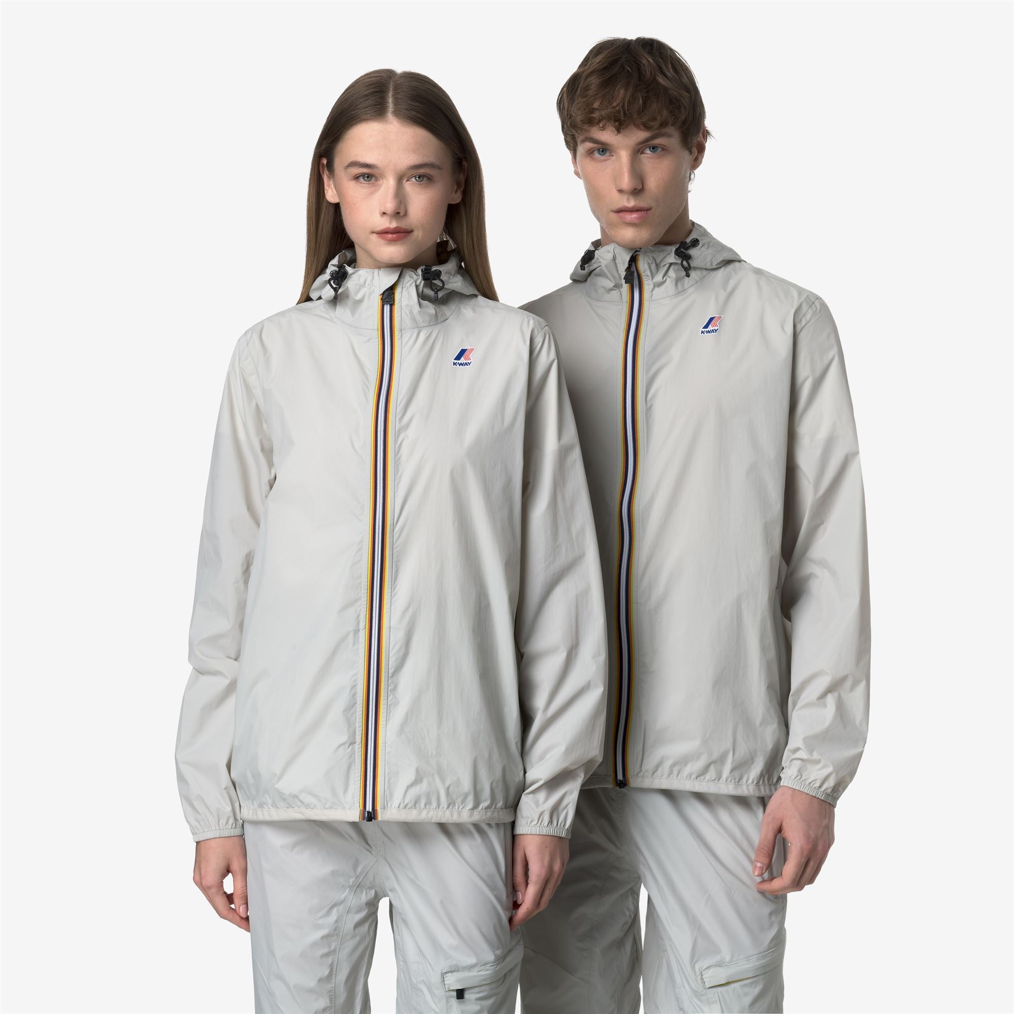 Jackets_UNISEX_LE VRAI 4.0 CLAUDE_Mid_BEIGE LT - Commercial 1