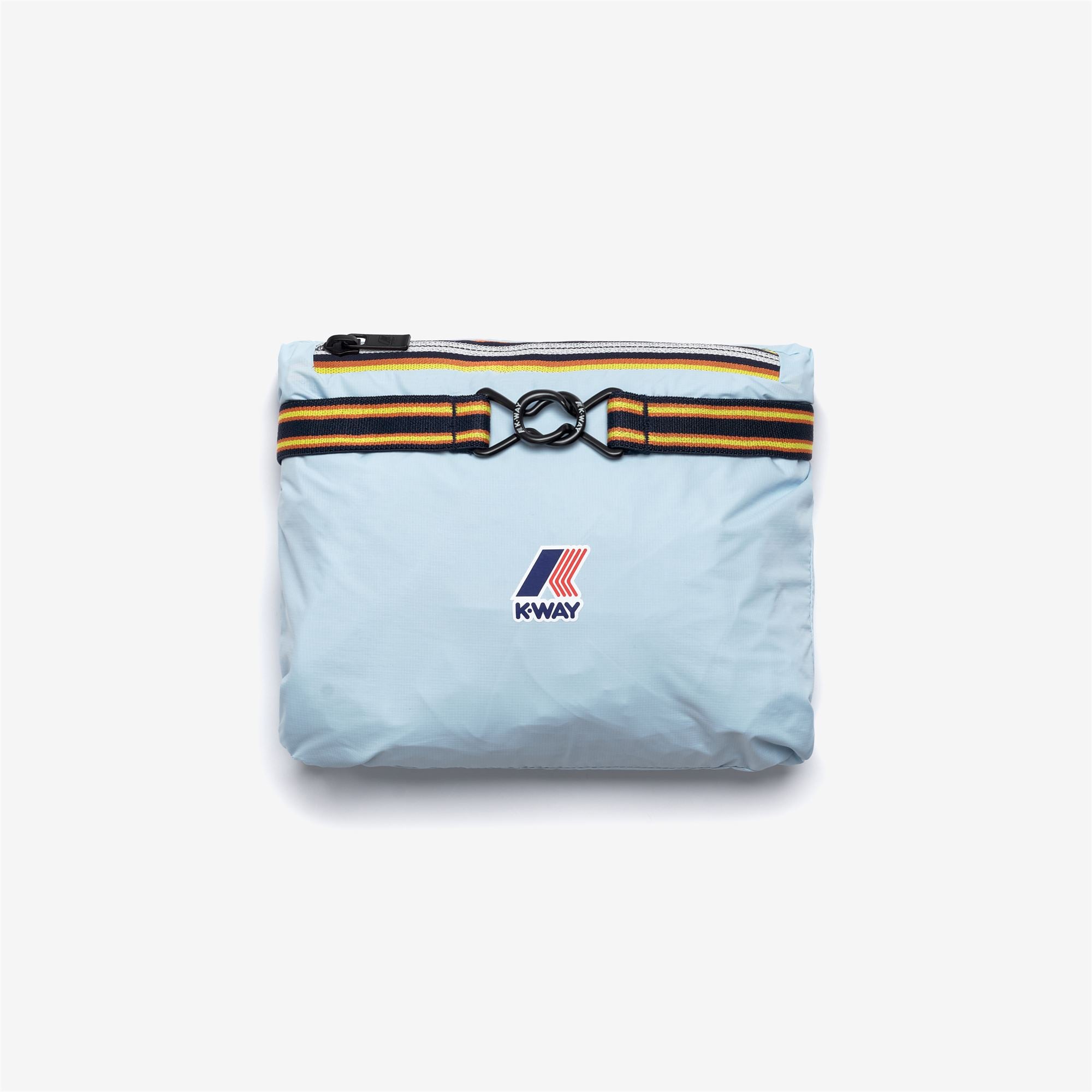 Jackets_UNISEX_LE VRAI 4.0 CLAUDE_Mid_Blue Dream - Commercial 6