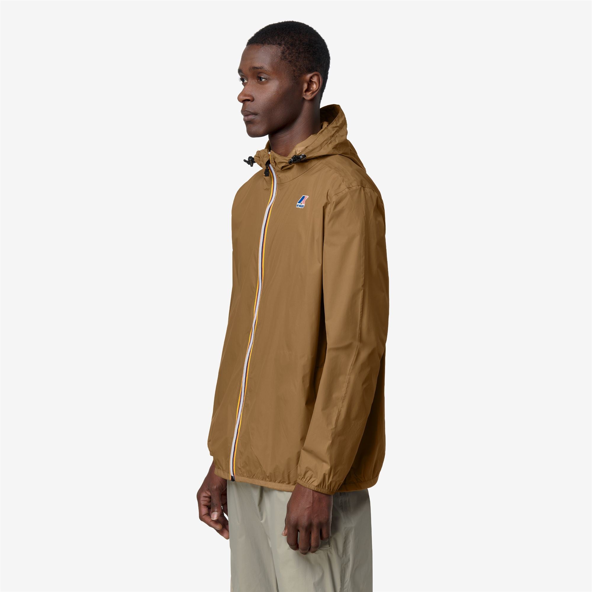 Jackets_UNISEX_LE VRAI 4.0 CLAUDE_Mid_Brown Bistre - Commercial 4