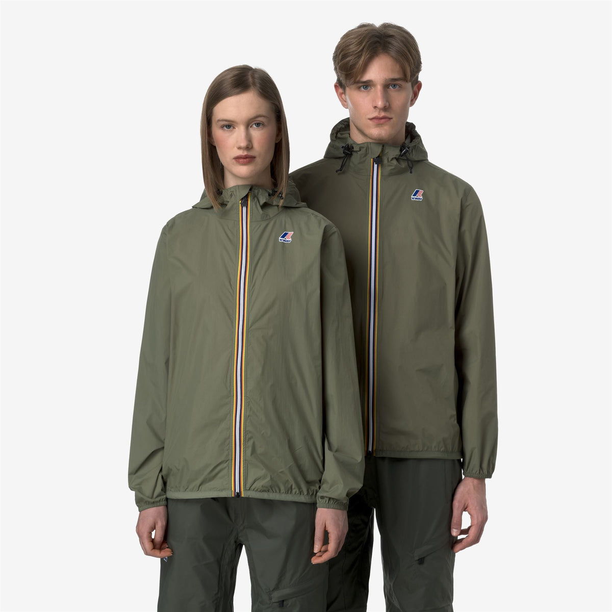 Jackets_UNISEX_LE VRAI 4.0 CLAUDE_Mid_Green Lichen - Commercial 1
