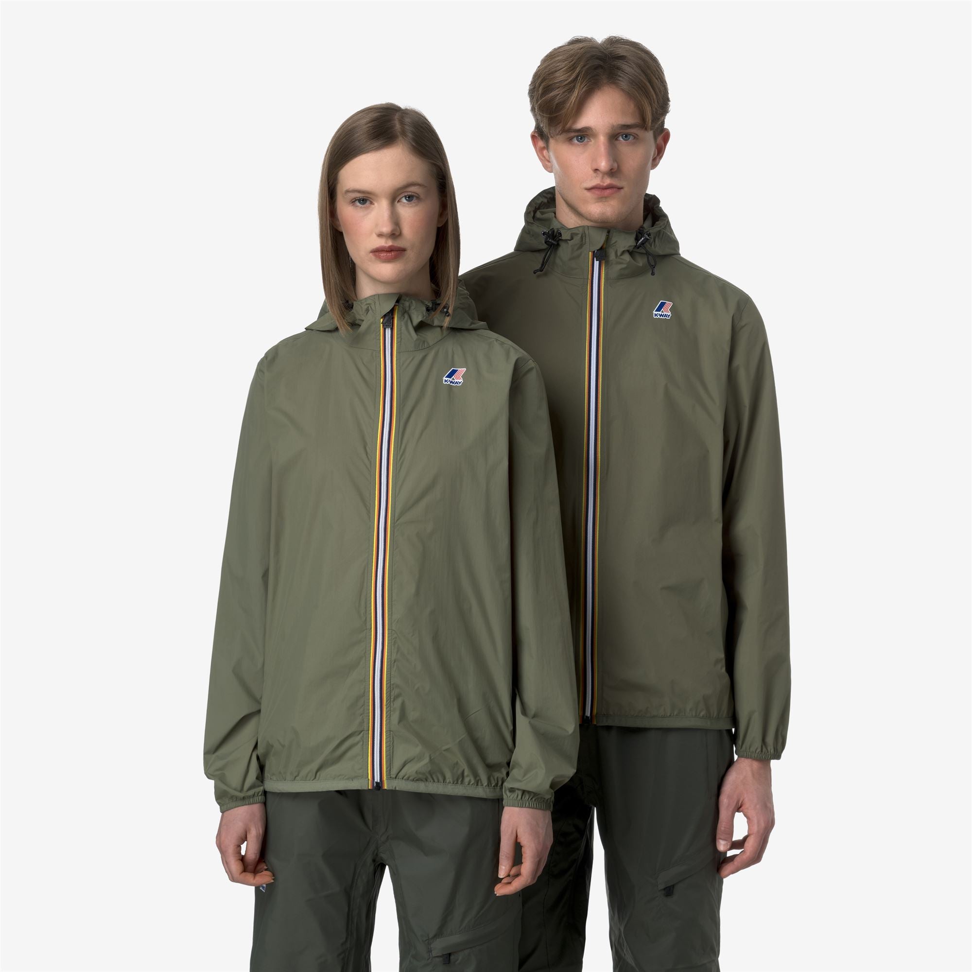 Jackets_UNISEX_LE VRAI 4.0 CLAUDE_Mid_Green Lichen - Commercial 1