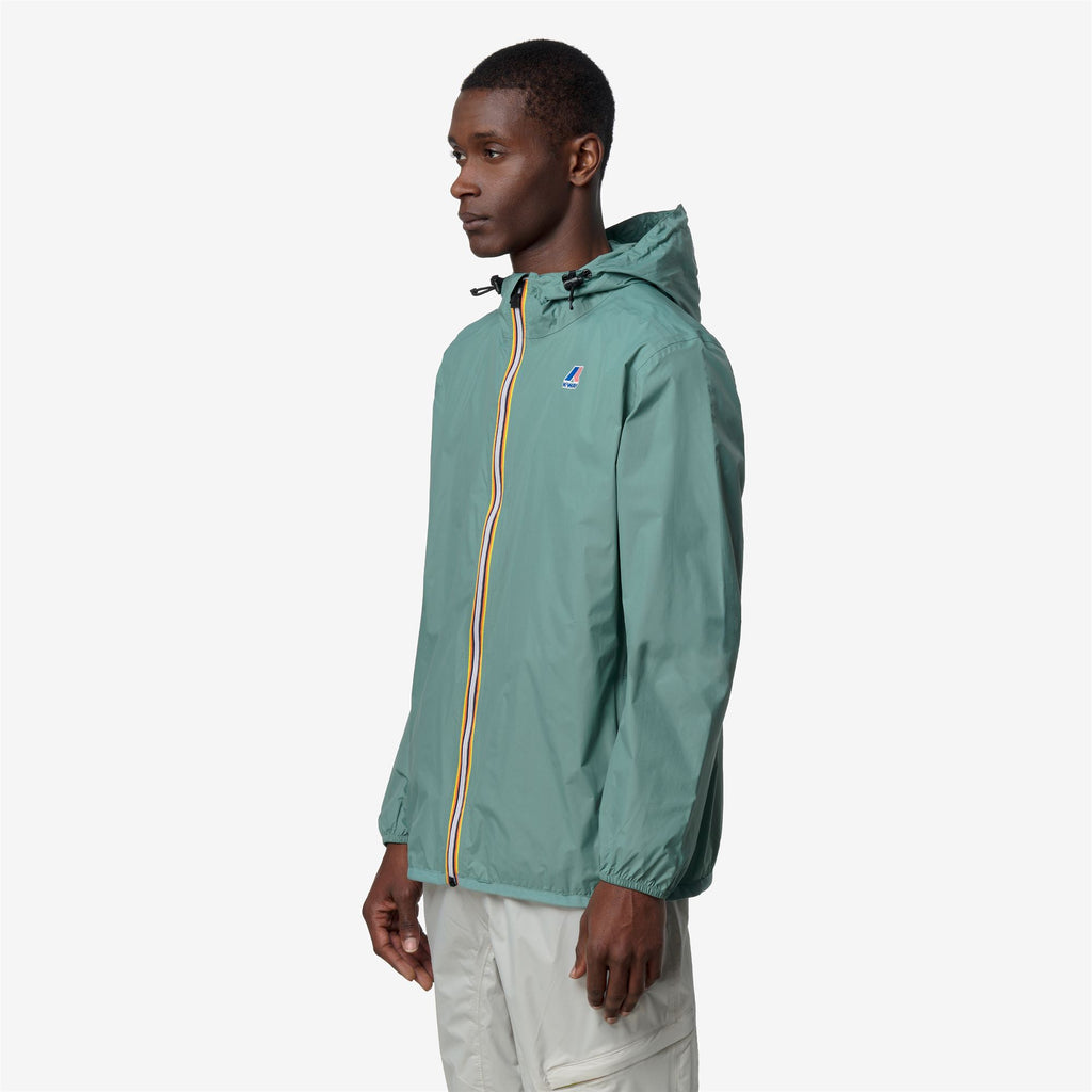 Jackets_UNISEX_LE VRAI 4.0 CLAUDE_Mid_Green Mine - Commercial 4