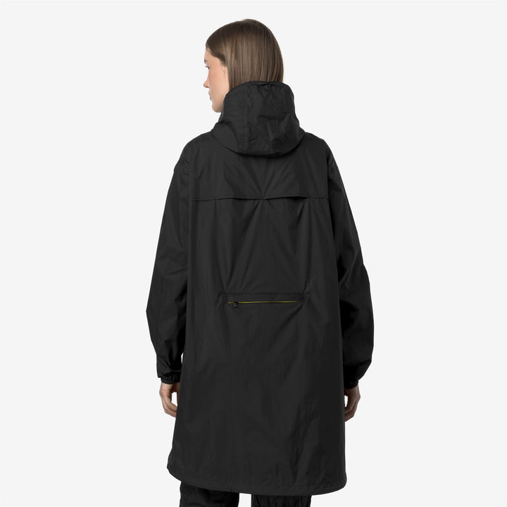 Jackets_UNISEX_LE VRAI 4.0 EIFFEL EAST_Long_Black Pure - DressedFrontDouble