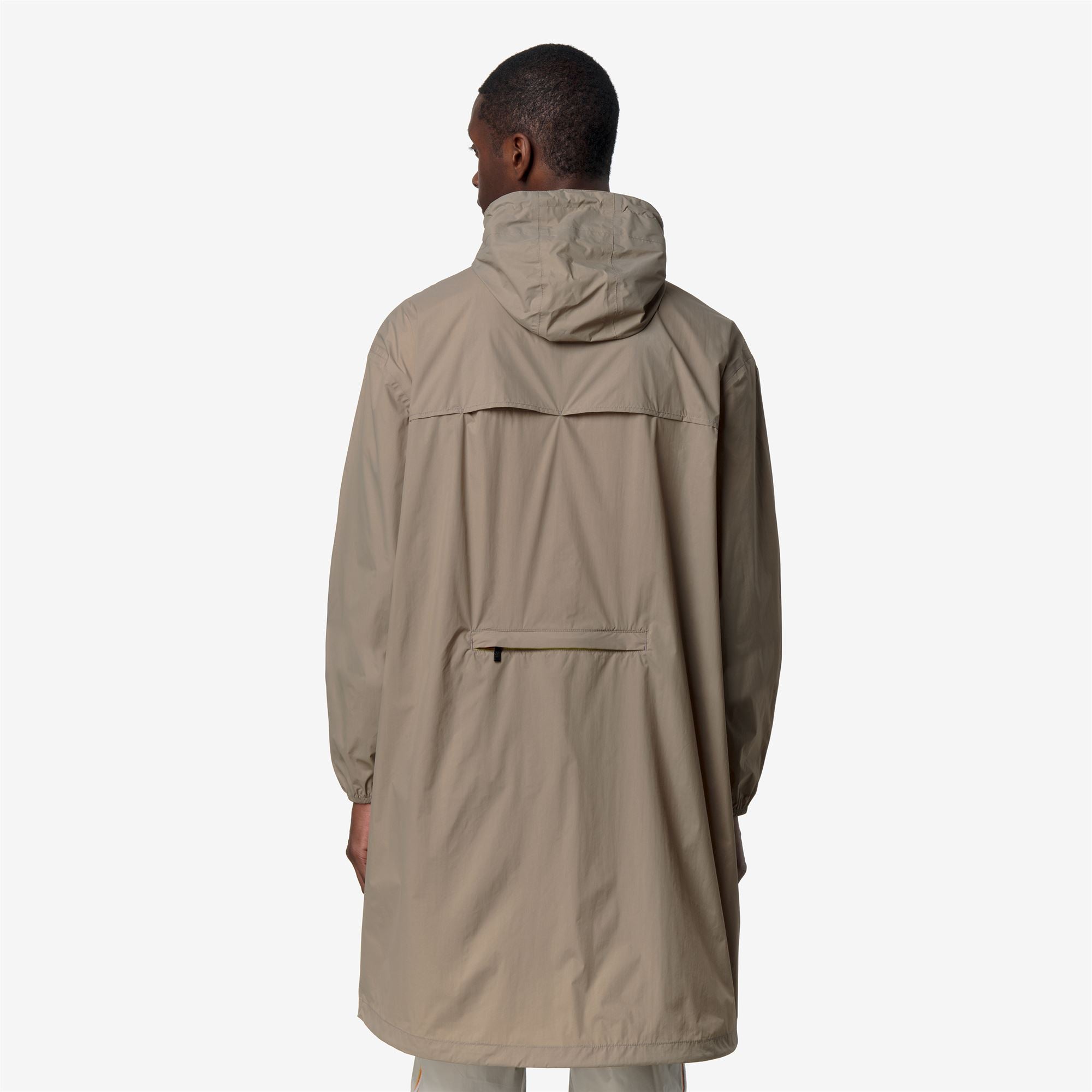 Jackets_UNISEX_LE VRAI 4.0 EIFFEL EAST_Long_Beige Taupe - Commercial 6