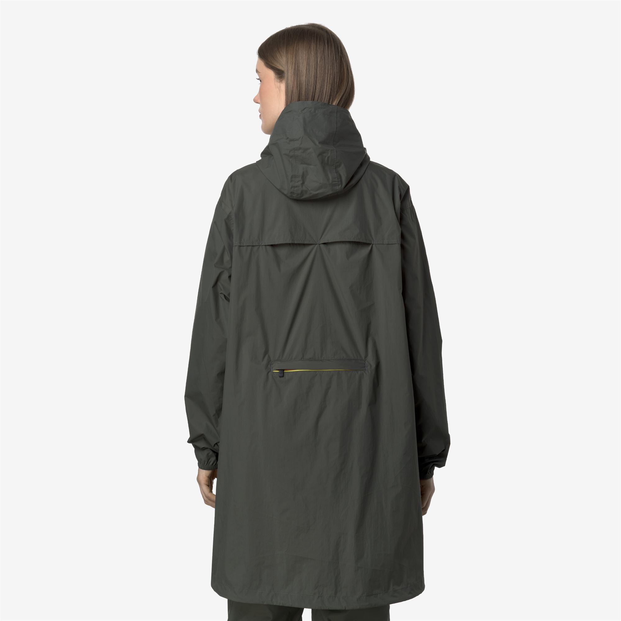 Jackets_UNISEX_LE VRAI 4.0 EIFFEL EAST_Long_GREEN BLACKISH - Commercial 5