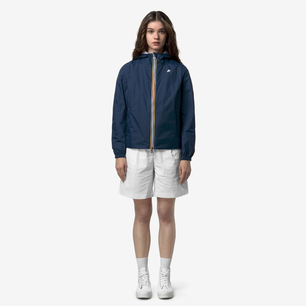 Jackets_Woman_LIL 2.0 PLUS.2 DOUBLE_Short_Blue Insignia - White - Commercial 4