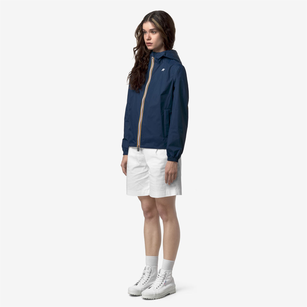Jackets_Woman_LIL 2.0 PLUS.2 DOUBLE_Short_Blue Insignia - White - Commercial 5