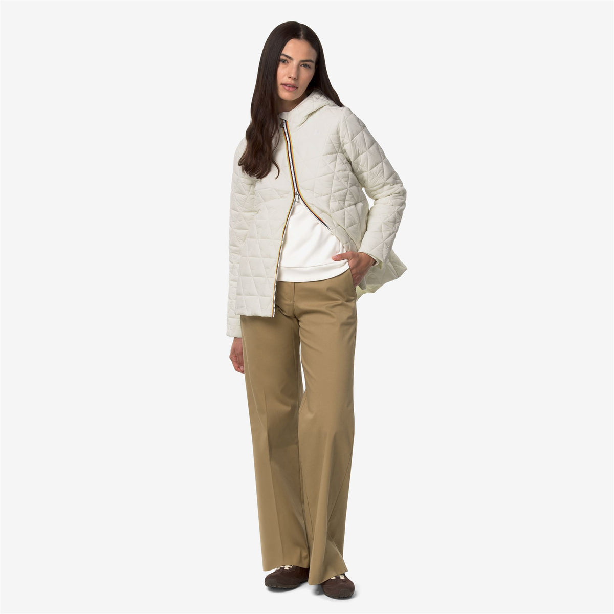Jackets_Woman_MADLAINE DIAMOND QUILTED WARM_Short_White Natural - Commercial 7