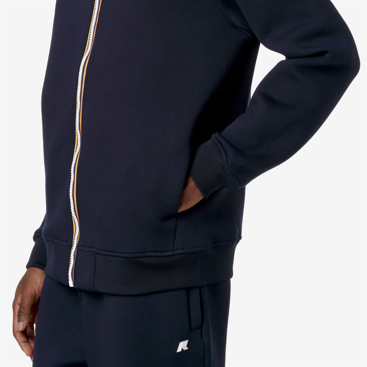 Fleece_MAN_RAINER SPACER_Jacket_Blue Depth - DetailDouble