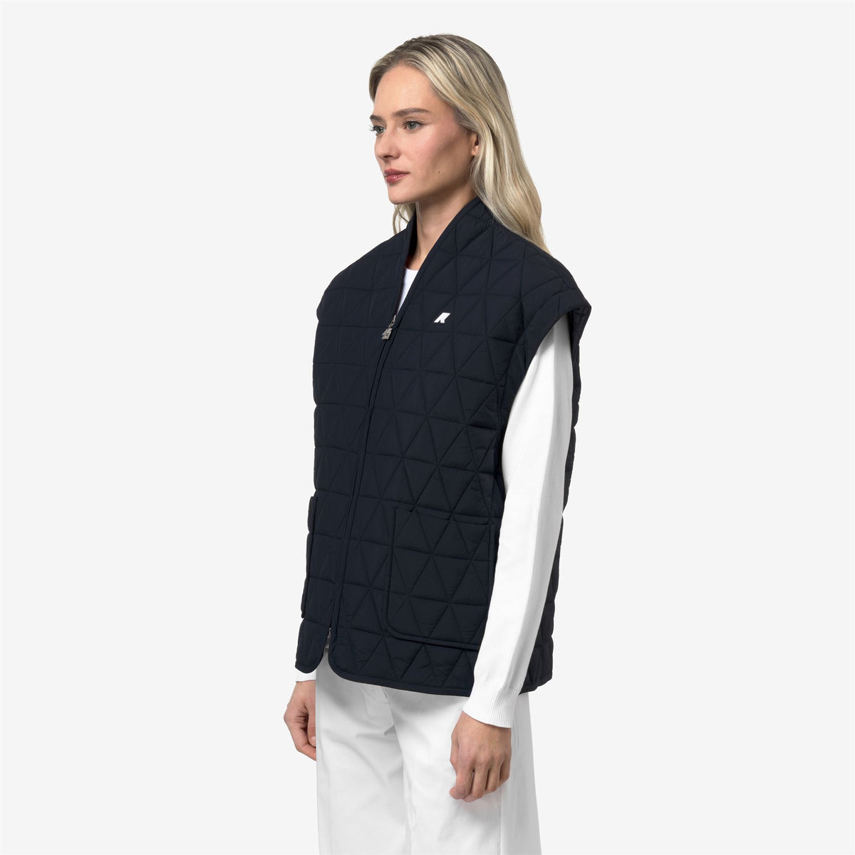 Jackets_WOMAN_SALOIRE DIAMOND QUILTED WARM AF_Short_Blue Depth - Commercial 5
