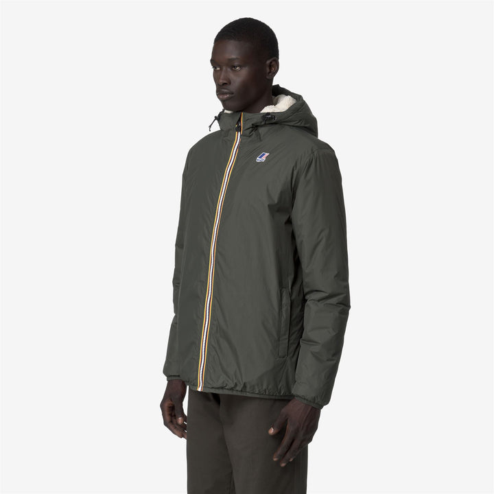 Jackets_UNISEX_LE VRAI 4.0 CLAUDE ORSETTO_Mid_GREEN BLACKISH - Detail