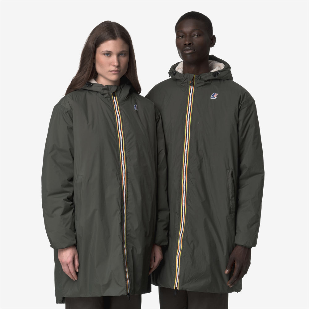 Jackets_UNISEX_LE VRAI 4.0 EIFFEL EAST ORSETTO_3/4 Length_GREEN BLACKISH - DetailDouble