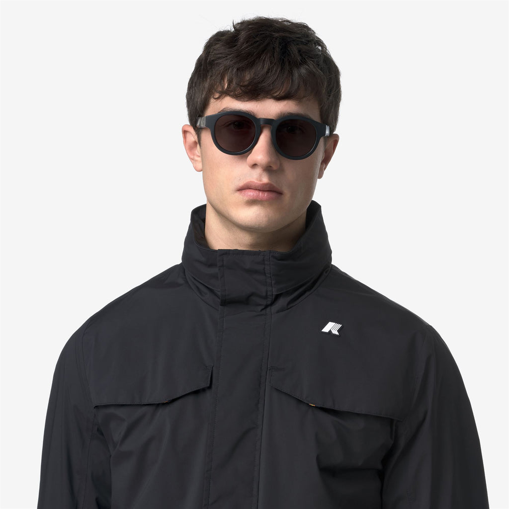 Glasses_UNISEX_KW0008_Sunglasses_02A SG3 - Commercial 4