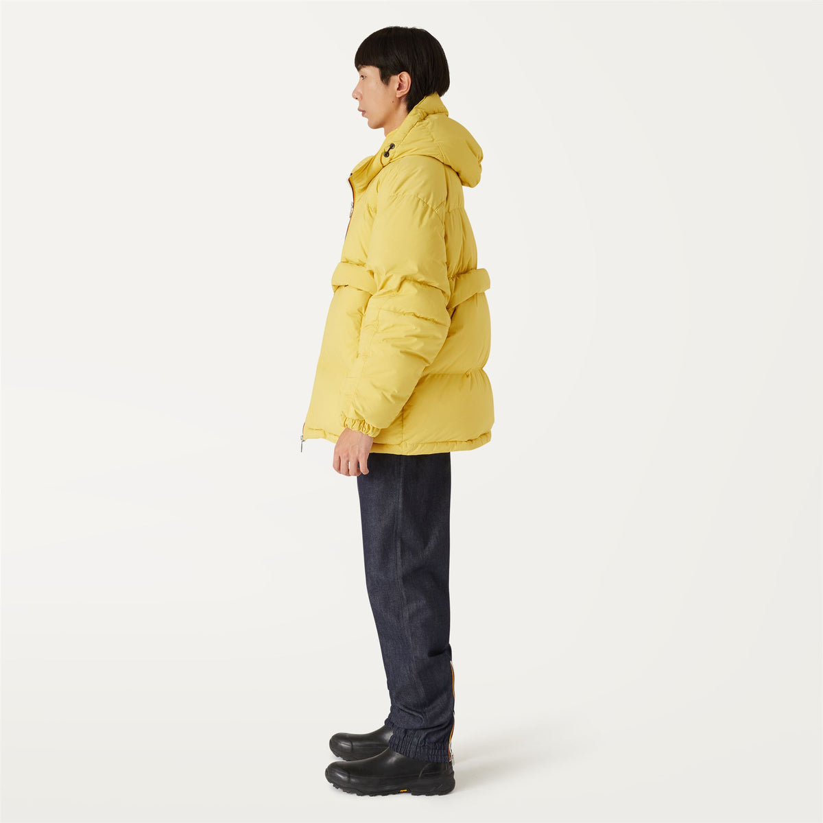 Jackets_Man_CLAUDEN 2.1 AMIABLE_Mid_Yellow Gold - Commercial 5