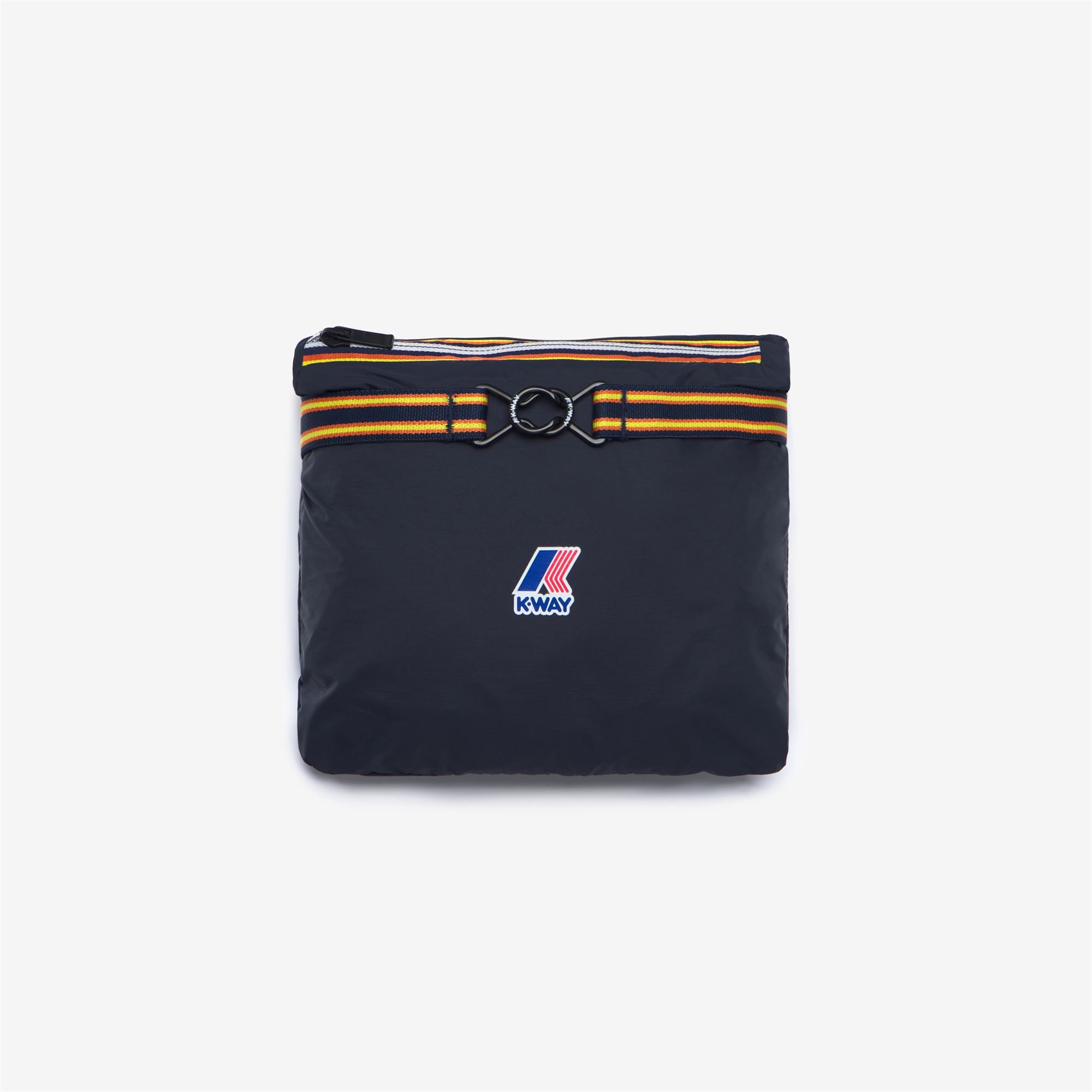 Pants_UNISEX_LE VRAI 4.0 ETHAN_Sport Trousers_Blue Depth - Commercial 6