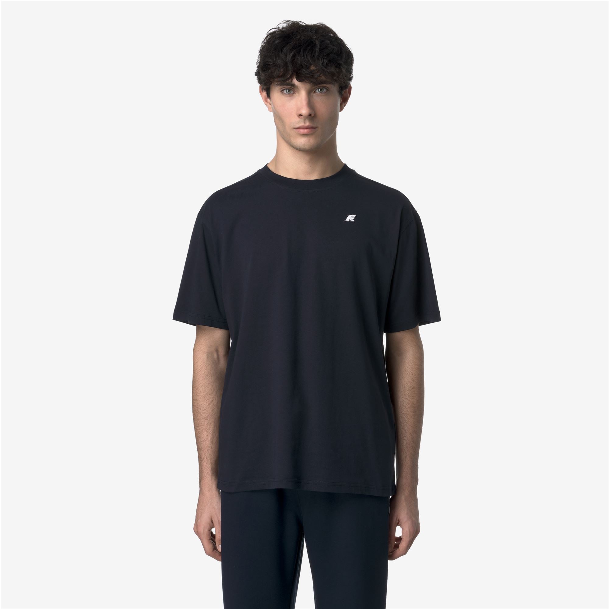 T-Shirts & Top_MAN_SOLO JERSEY_T-Shirt_Blue Depth - Commercial 4