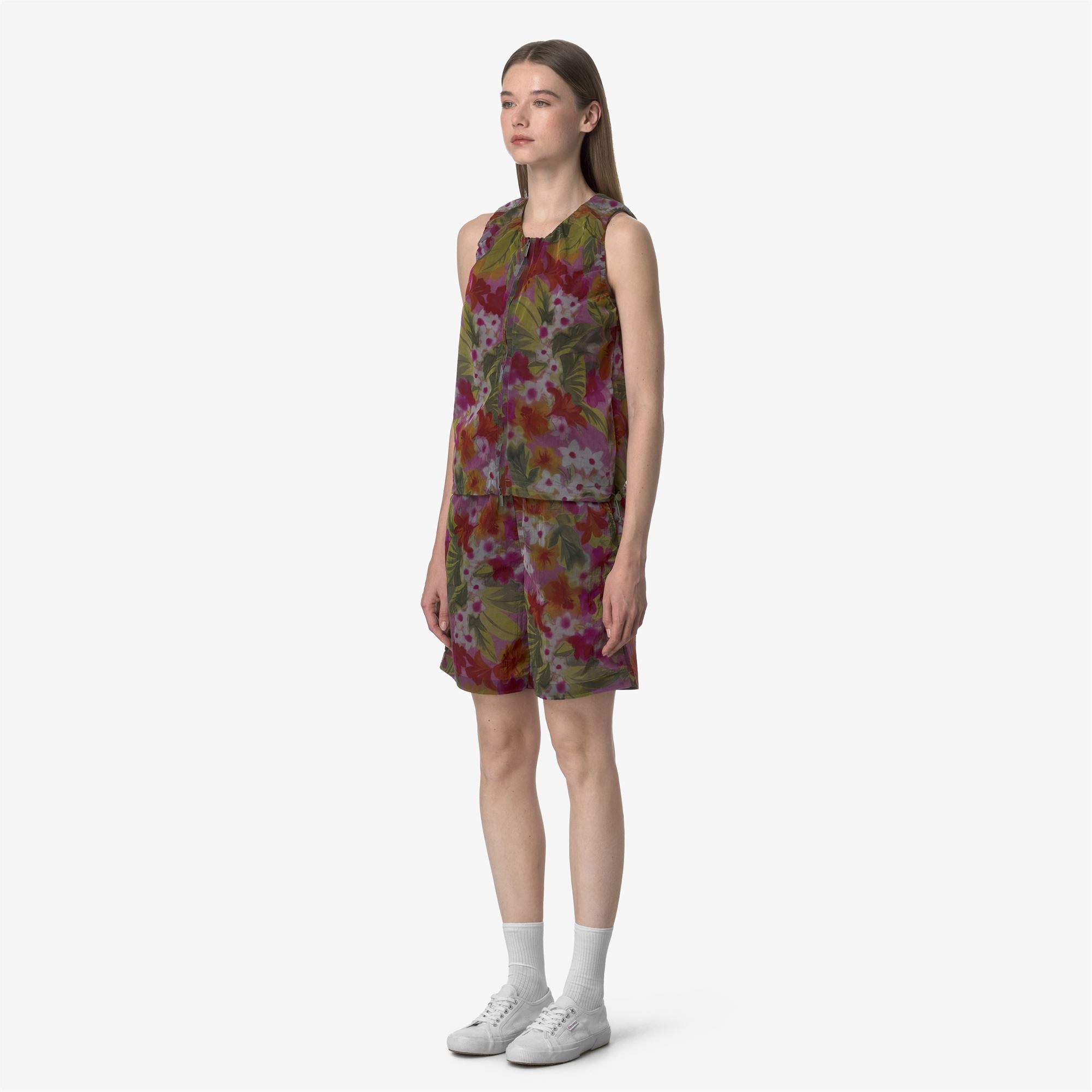 Shorts_WOMAN_MODY PRINT_Sport Shorts_FLORAL PRINT - Commercial 5