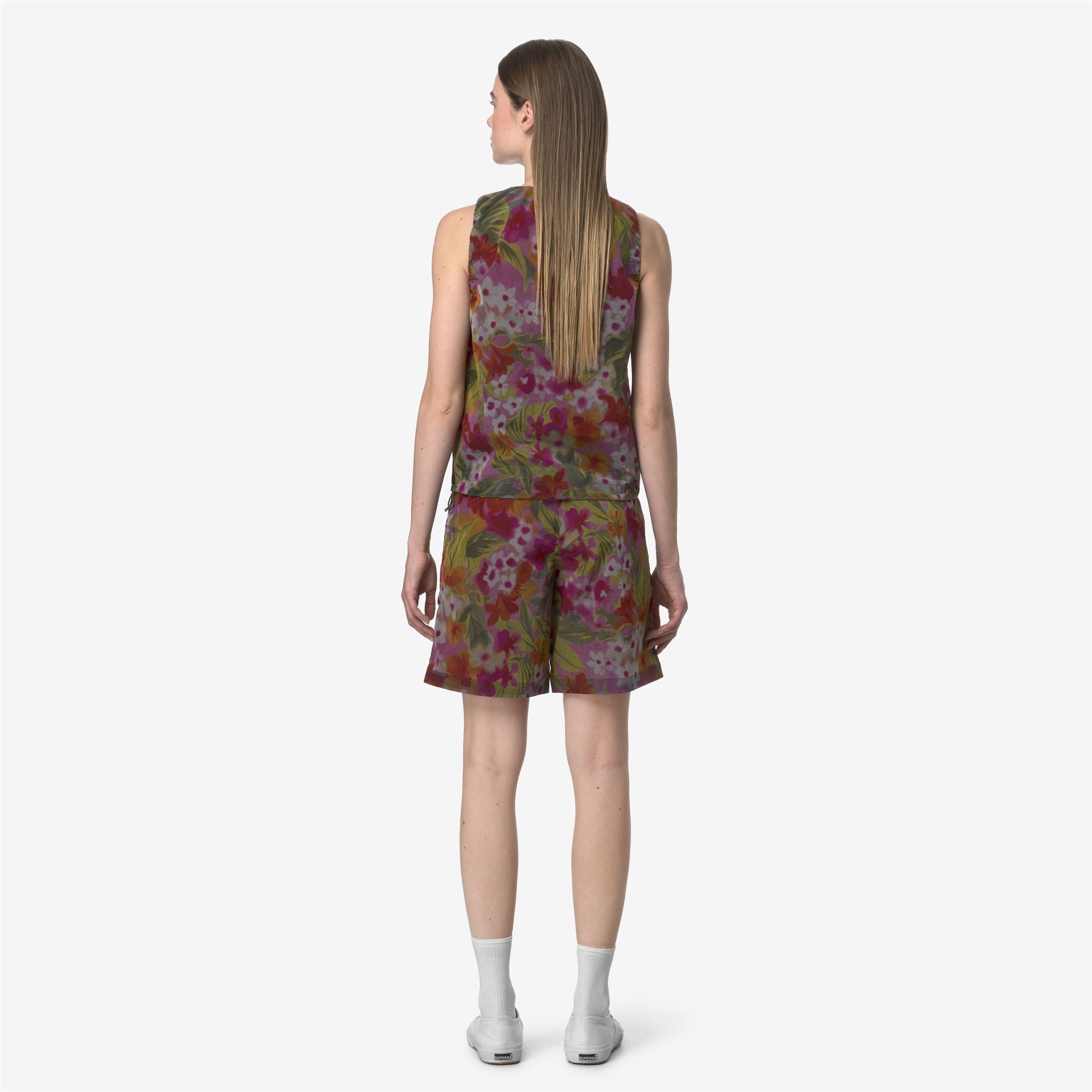 Shorts_WOMAN_MODY PRINT_Sport Shorts_FLORAL PRINT - Commercial 6