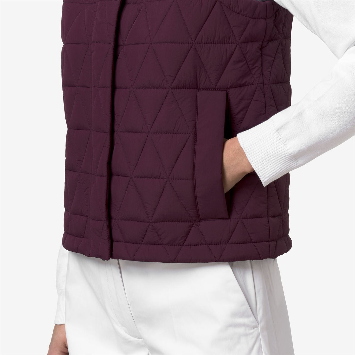 Jackets_Woman_SATINE DIAMOND QUILTED WARM_Vest_Violet Mauve Wine - Commercial 7