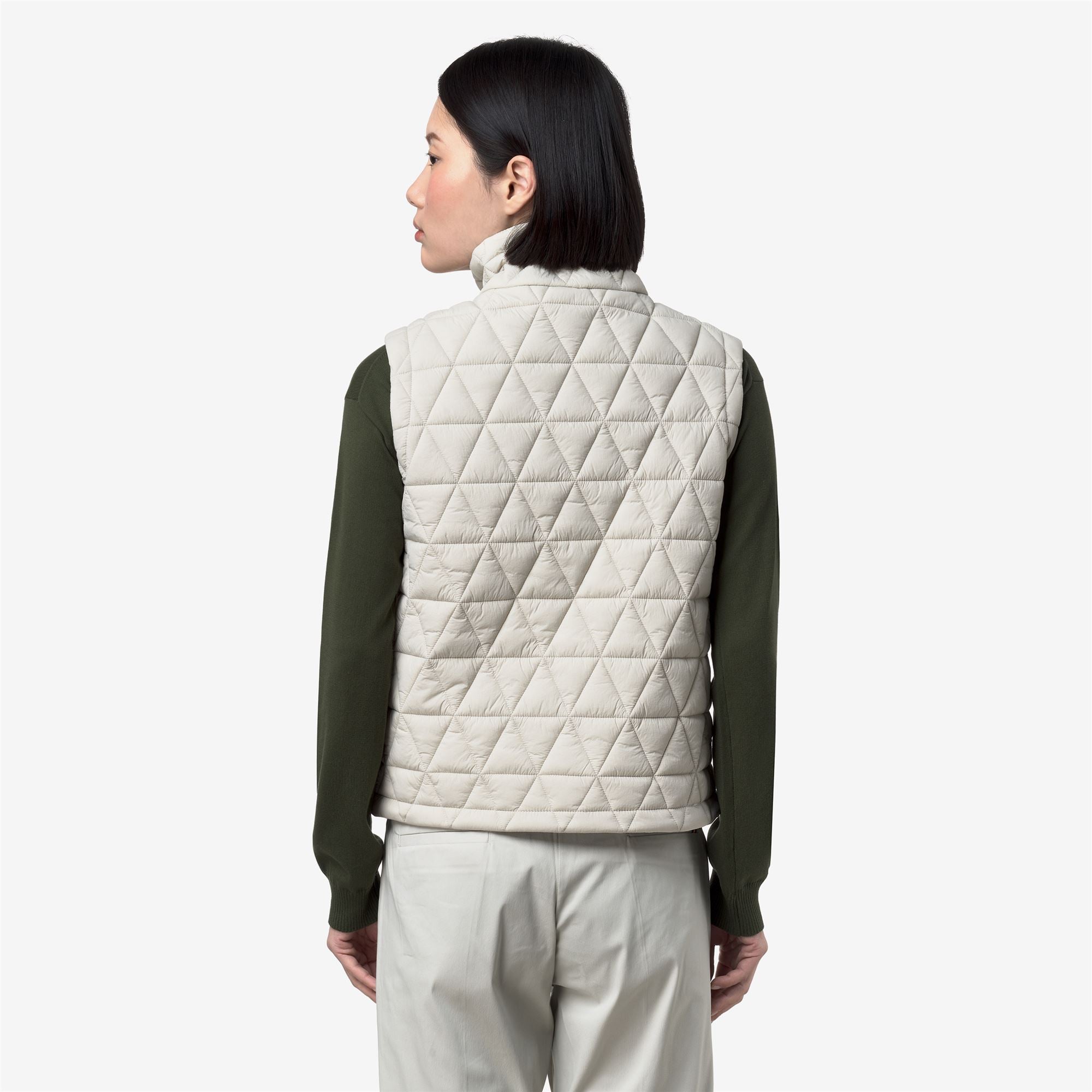 Jackets_Woman_SATINE DIAMOND QUILTED WARM_Vest_BEIGE LT - Commercial 6