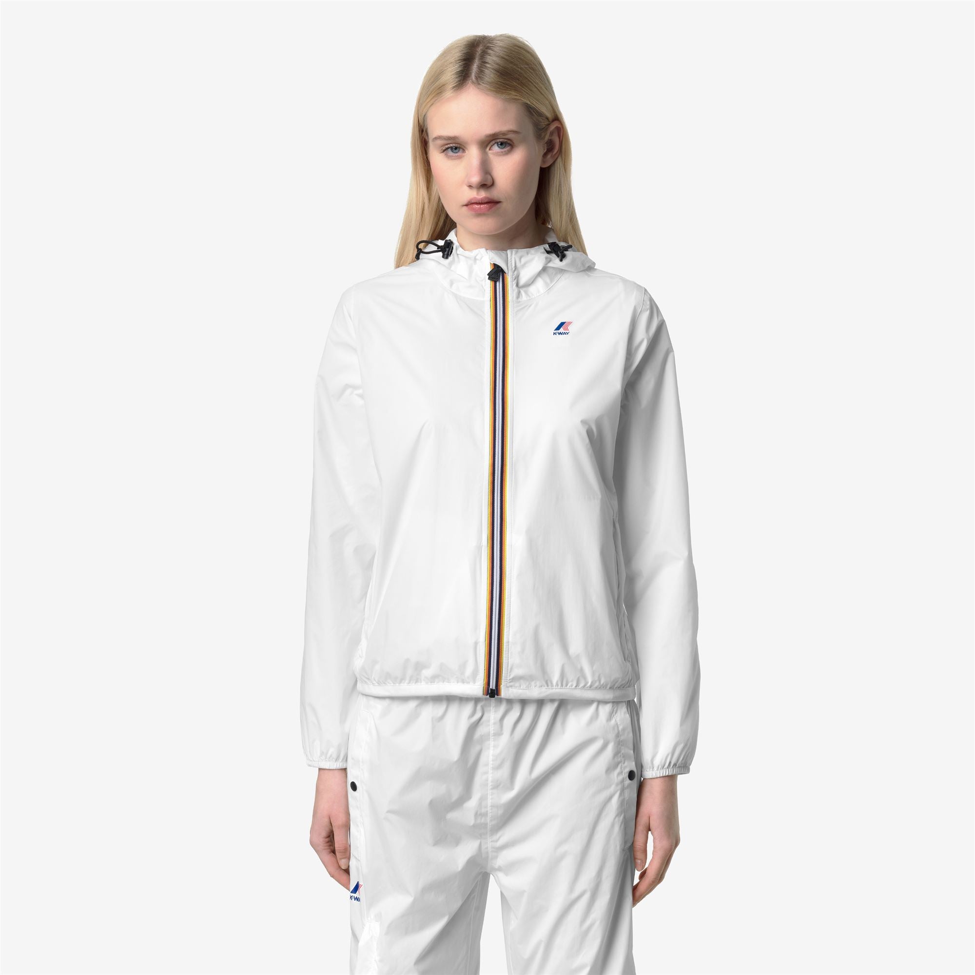 Jackets_WOMAN_LE VRAI 4.0 CLAUDETTE_Mid_White - White - Commercial 4
