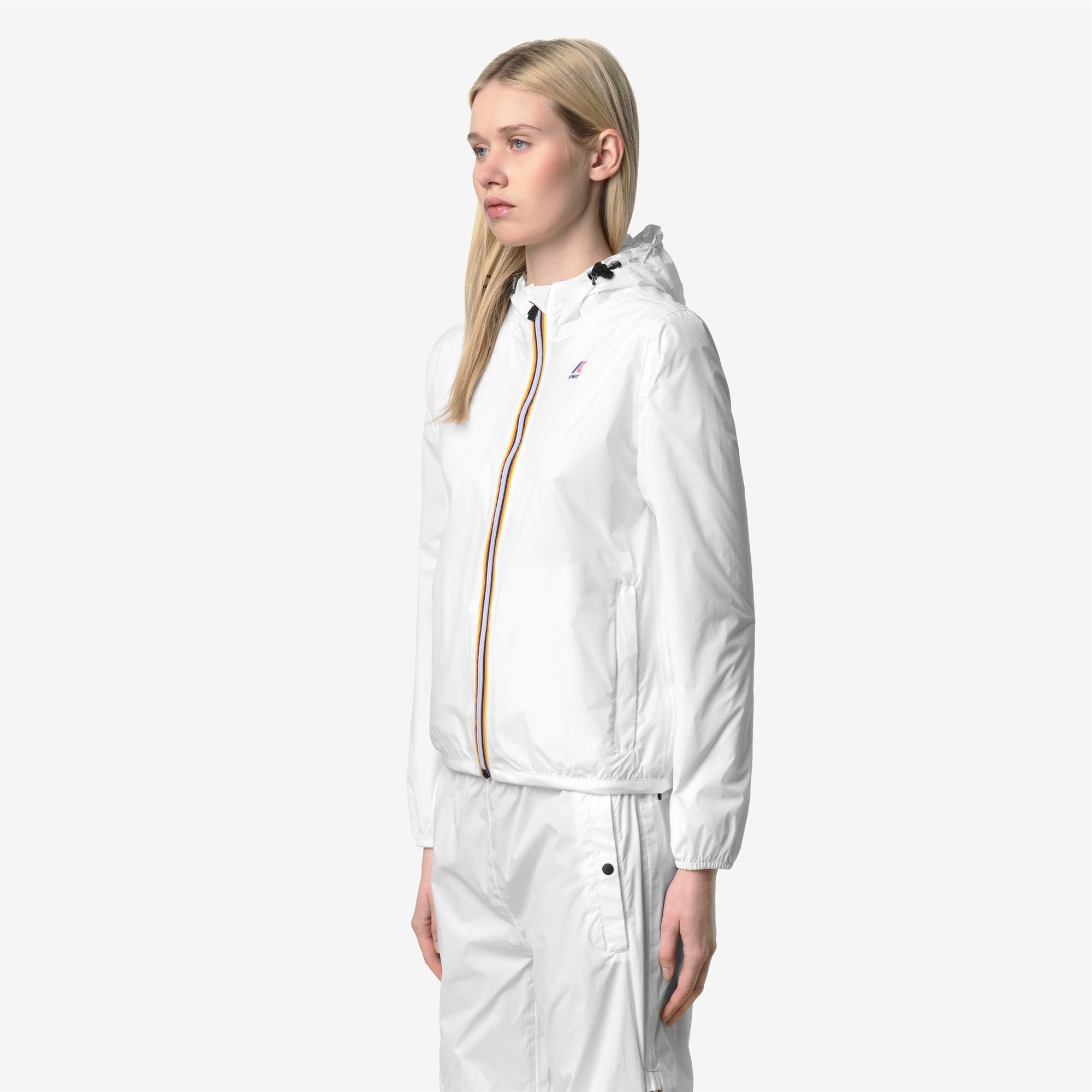 Jackets_WOMAN_LE VRAI 4.0 CLAUDETTE_Mid_White - White - Commercial 5