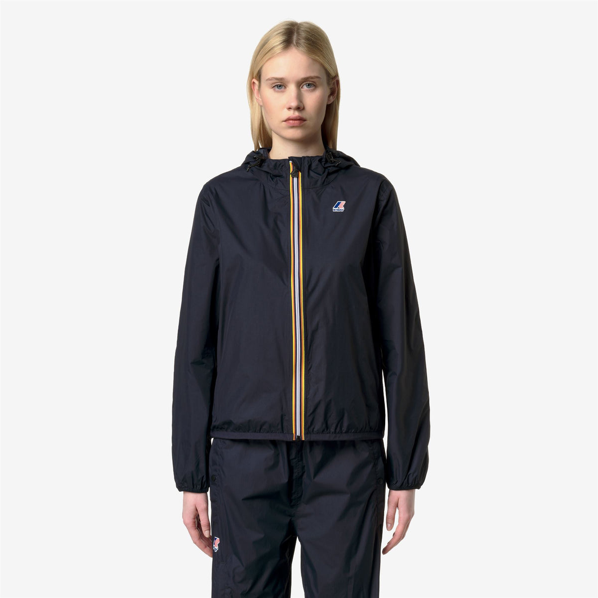 Jackets_WOMAN_LE VRAI 4.0 CLAUDETTE_Mid_Blue Depth - Commercial 4