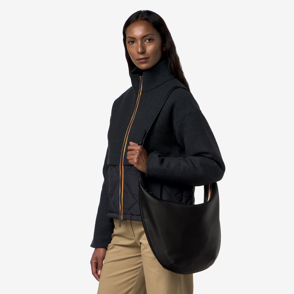 Bags_Woman_LEAPHEE_Shoulder Bag_Black Pure - Commercial 5