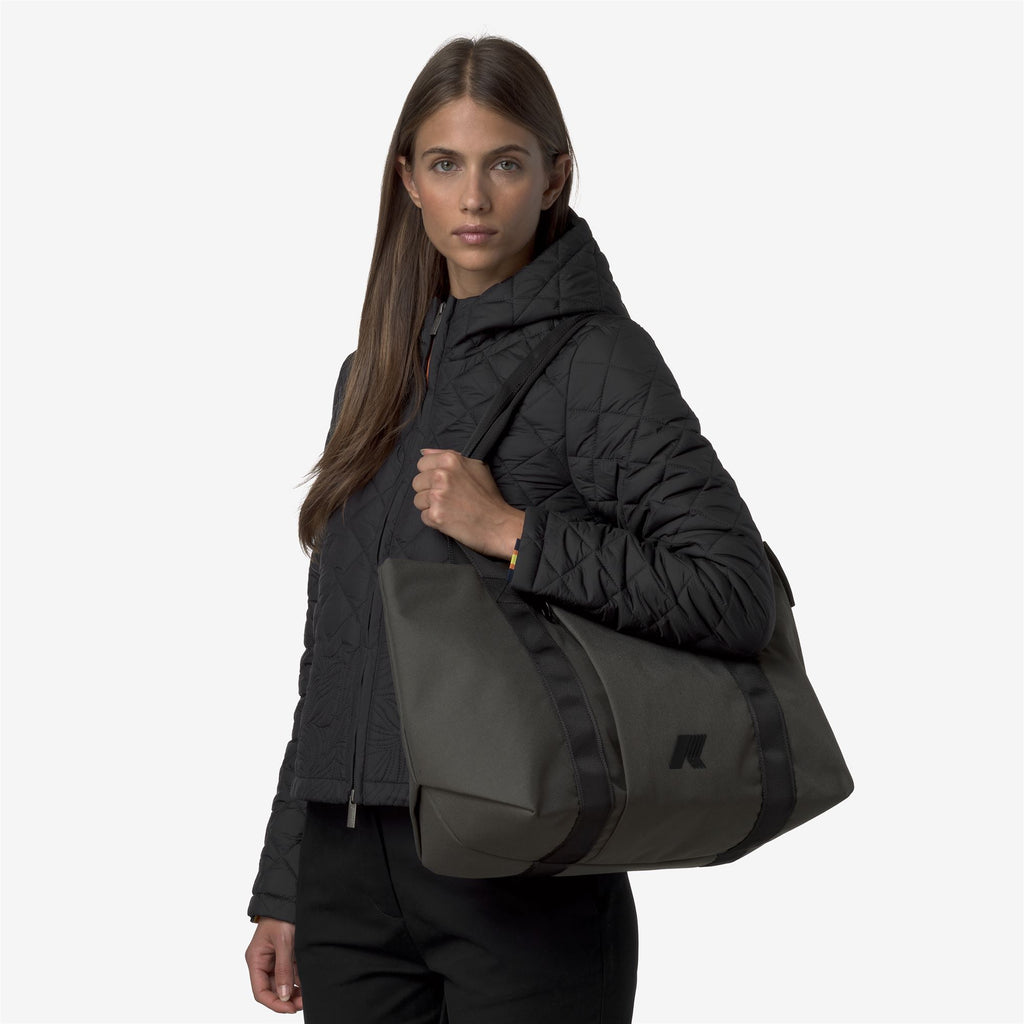 Bags_UNISEX_CLARABELLE_Tote Bag_GREEN BLACKISH - Commercial 5