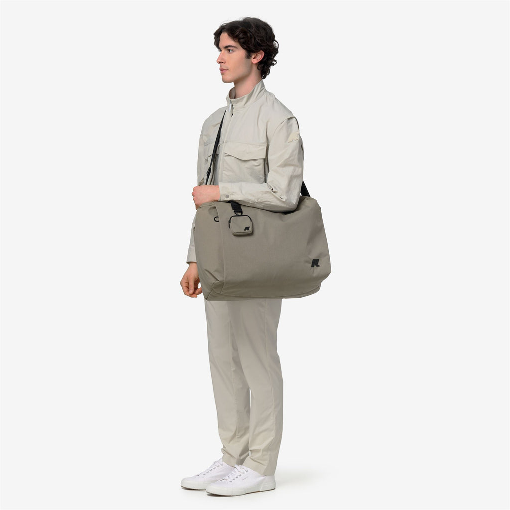 Bags_Unisex_SIRIUS_Duffle_Grey Tortora - Commercial 6