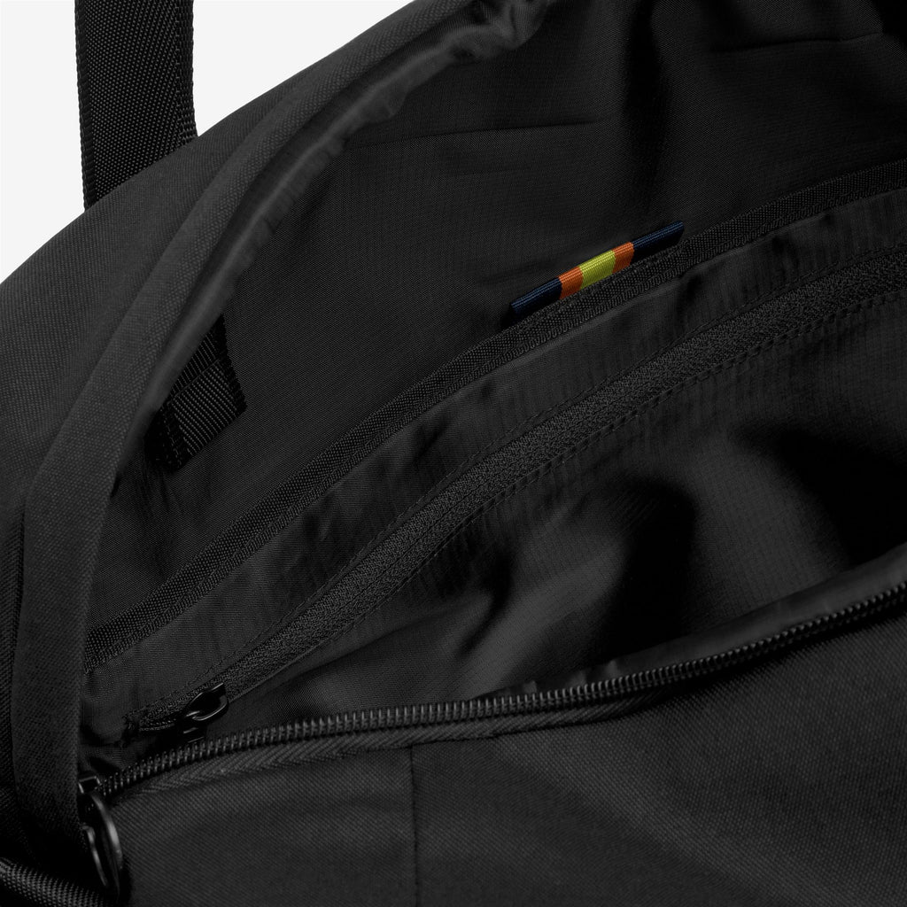 Bags_UNISEX_SIRIUS_Duffle_Black Pure - Commercial 3