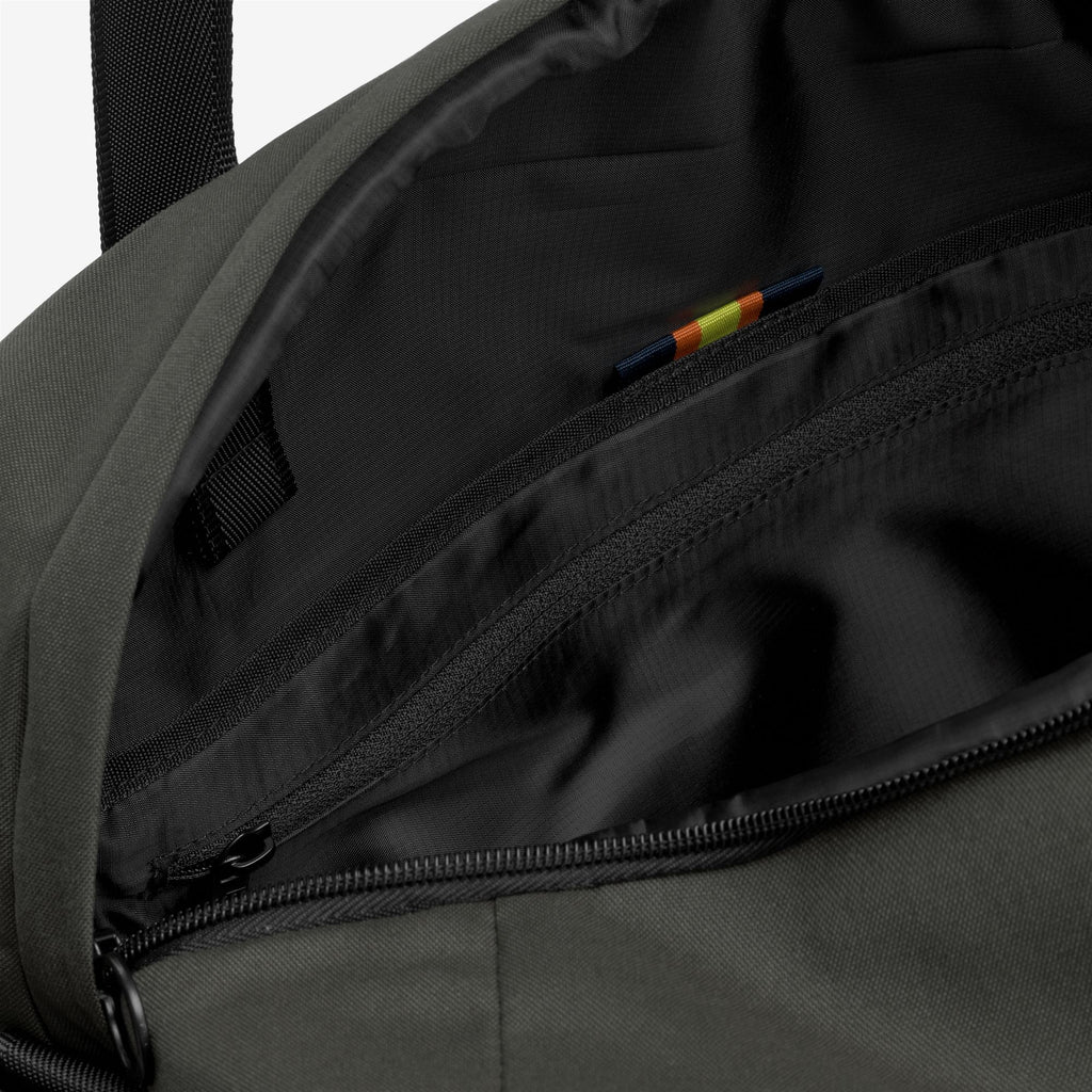 Bags_UNISEX_SIRIUS_Duffle_GREEN BLACKISH - Commercial 3