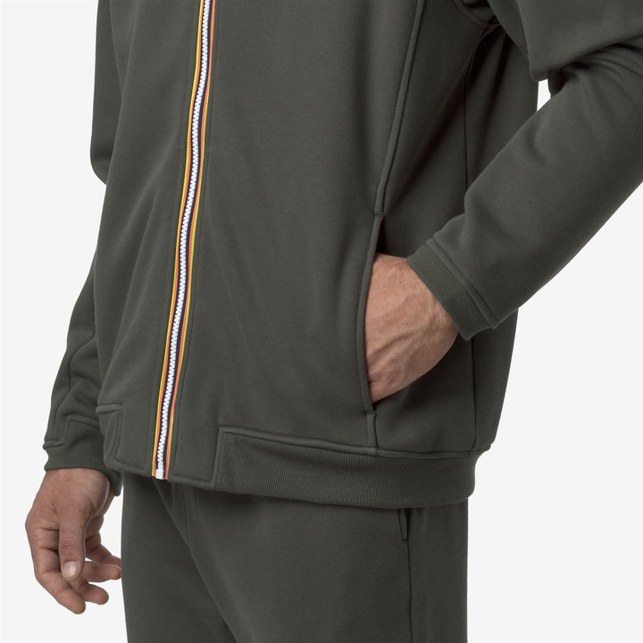 Fleece_UNISEX_PROSPER BRUSHED PC_Hoodie Full Zip_GREEN BLACKISH - DetailDouble