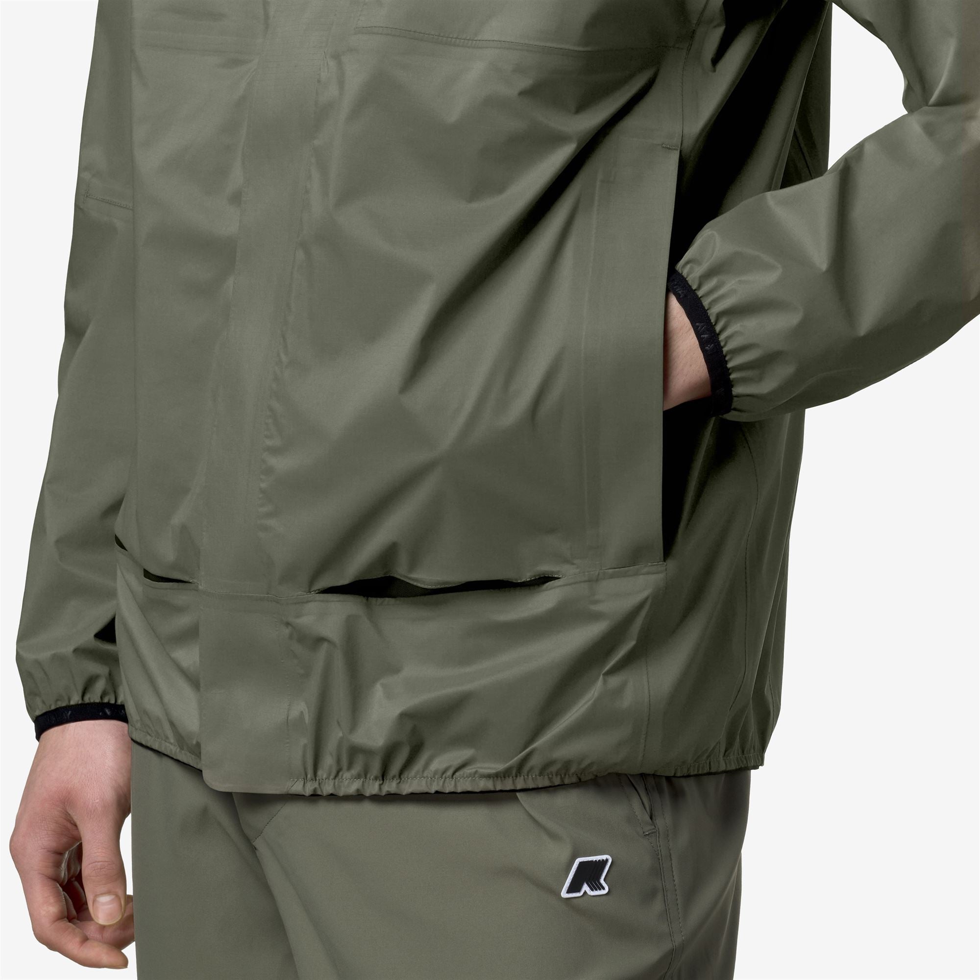 Jackets_Unisex_ROCHE_Mid_Green Lichen - Commercial 7