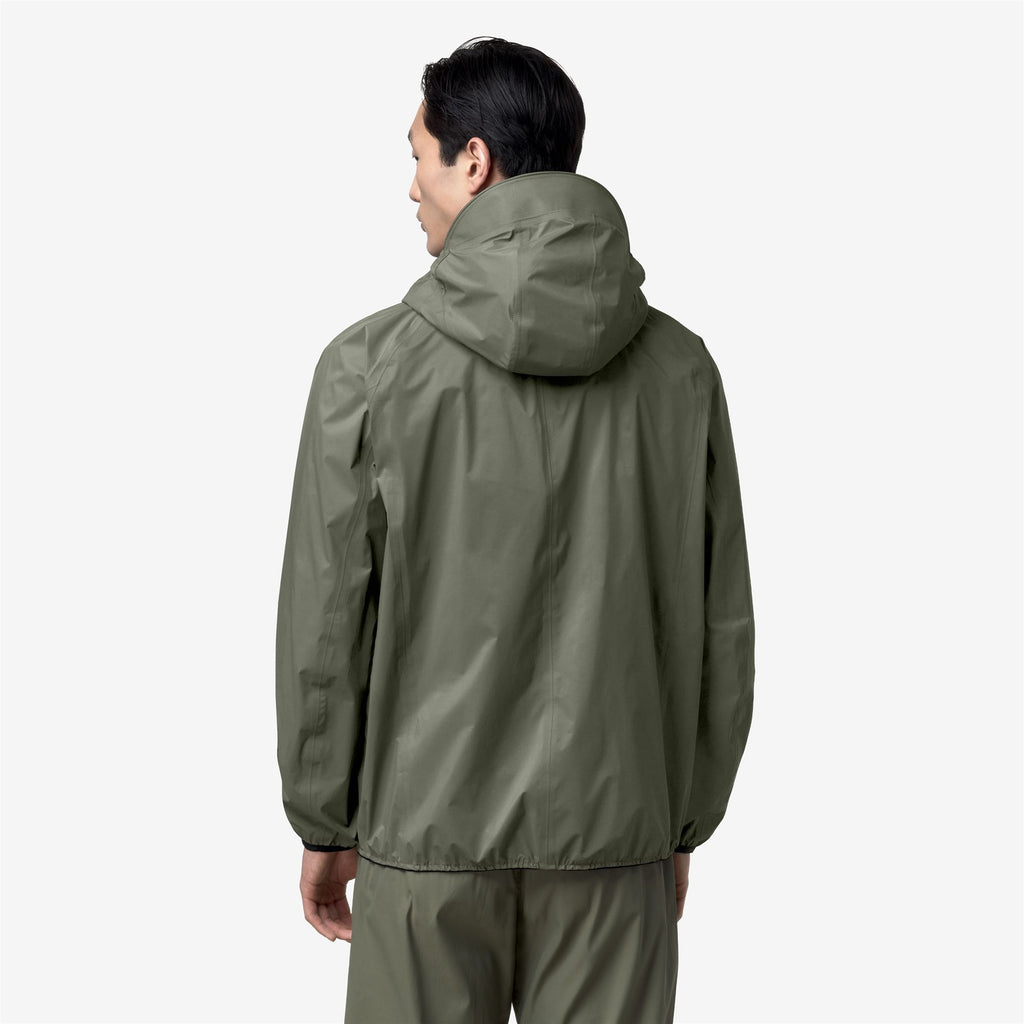 Jackets_Unisex_ROCHE_Mid_Green Lichen - Commercial 6