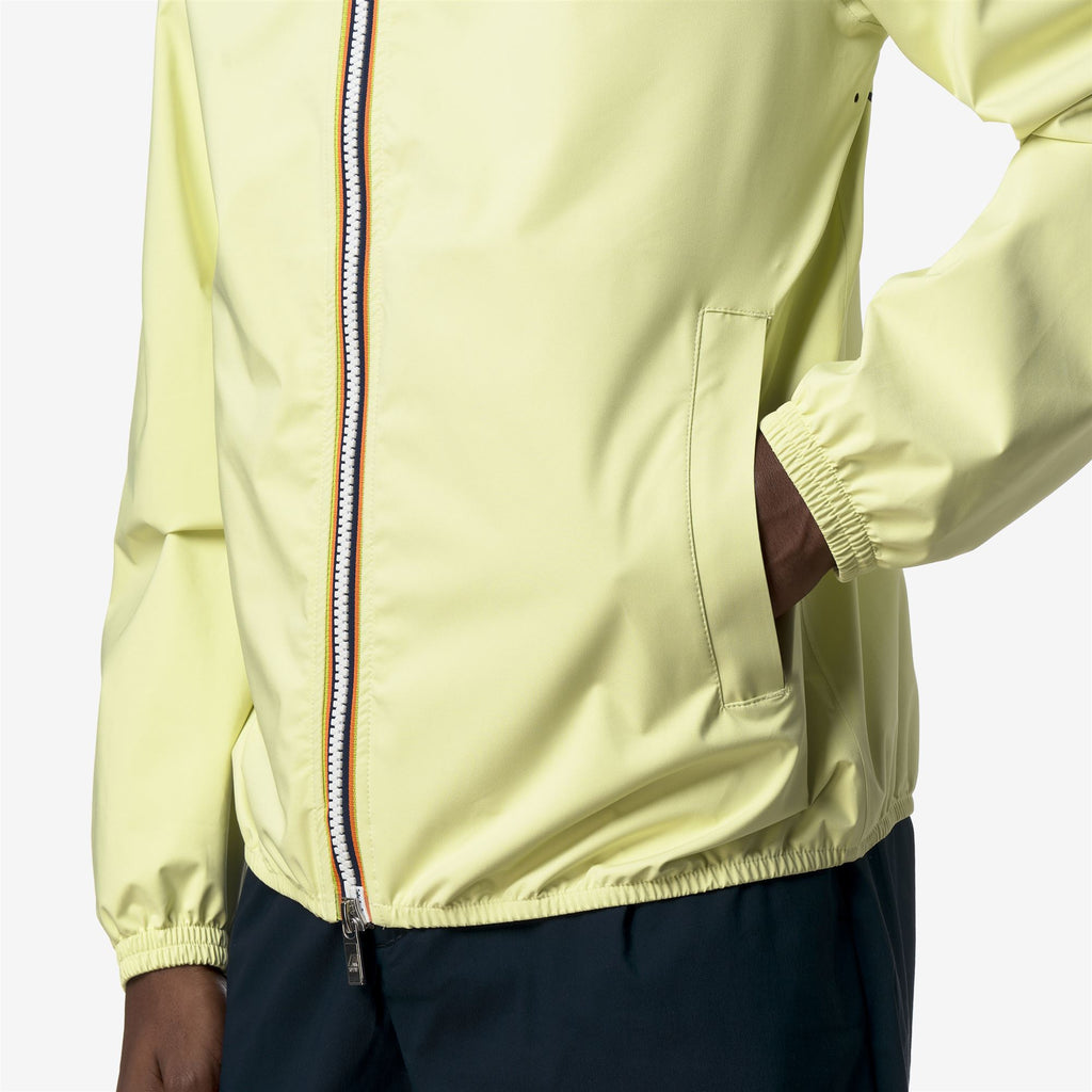 Jackets_Man_JACK STRETCH DOT_Short_Yellow Lime - Commercial 7