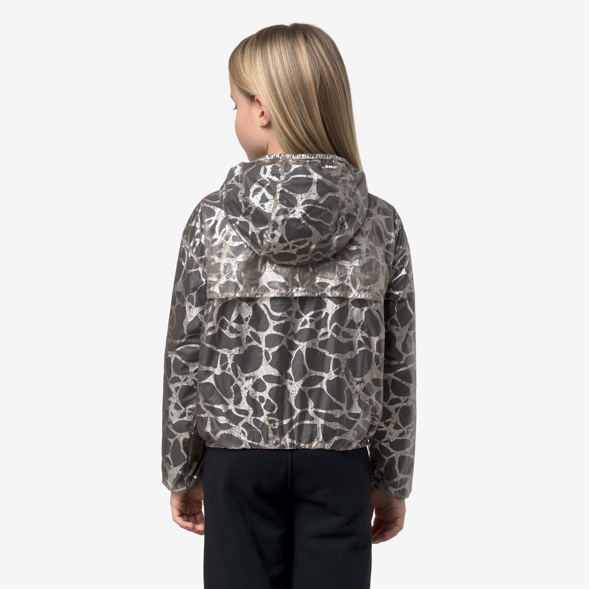 Jackets_Girl_P. LAURETTE SUPER LIGHT LAMI DOUBLE_Short_Beige Lt Laminated - Blue Depth - Commercial 6