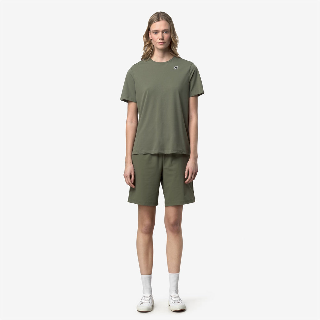 T-Shirts & Top_Unisex_SERGINE TRAVEL_T-Shirt_Green Lichen - Commercial 4