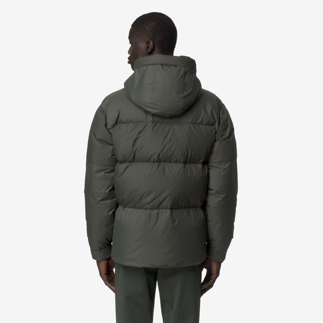 Jackets_UNISEX_LE VRAI 4.0 AURELE HEAVY WARM_Mid_GREEN BLACKISH - DressedFrontDouble