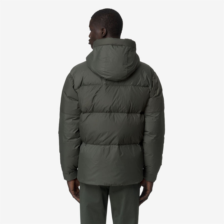 Jackets_UNISEX_LE VRAI 4.0 AURELE HEAVY WARM_Mid_GREEN BLACKISH - DressedFrontDouble