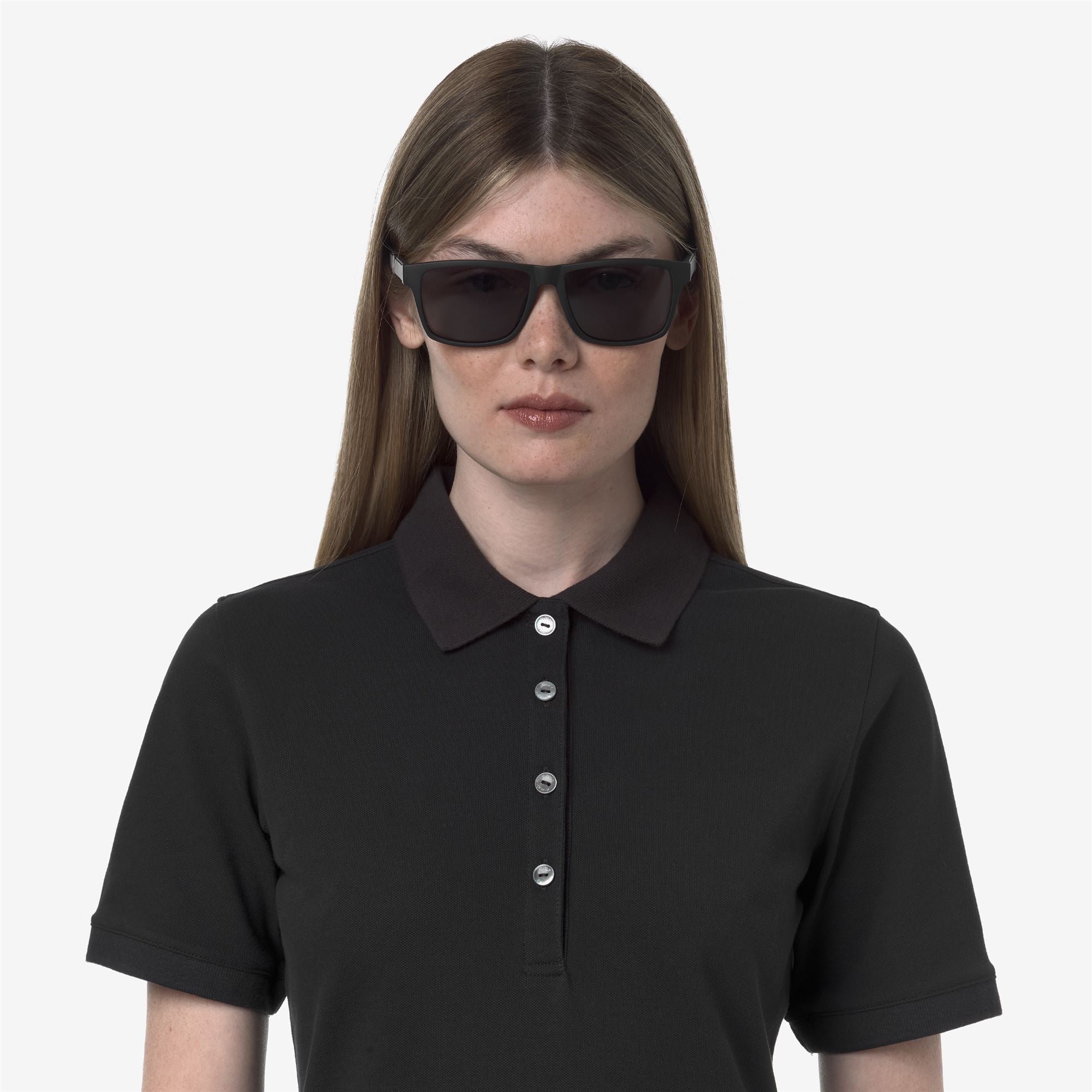 Glasses_WOMAN_KW0014_Sunglasses_02A SG3 - Commercial 4