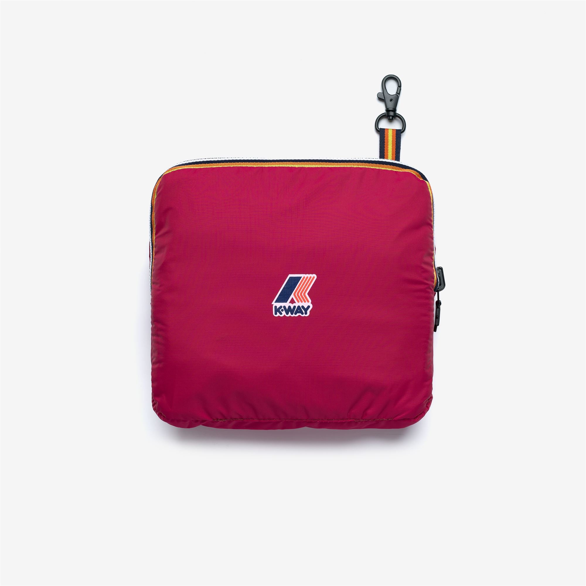 Bags_UNISEX_LE VRAI 4.0 JEA_Tote Bag_Red Cerise - Commercial 4